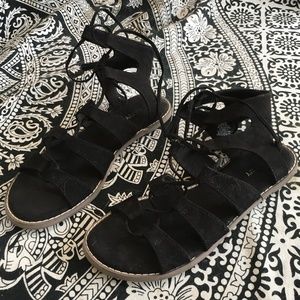 Old Navy Lace-up Sandals